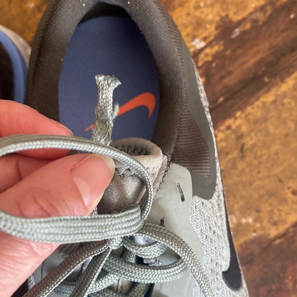 Nike odyssey shoes
